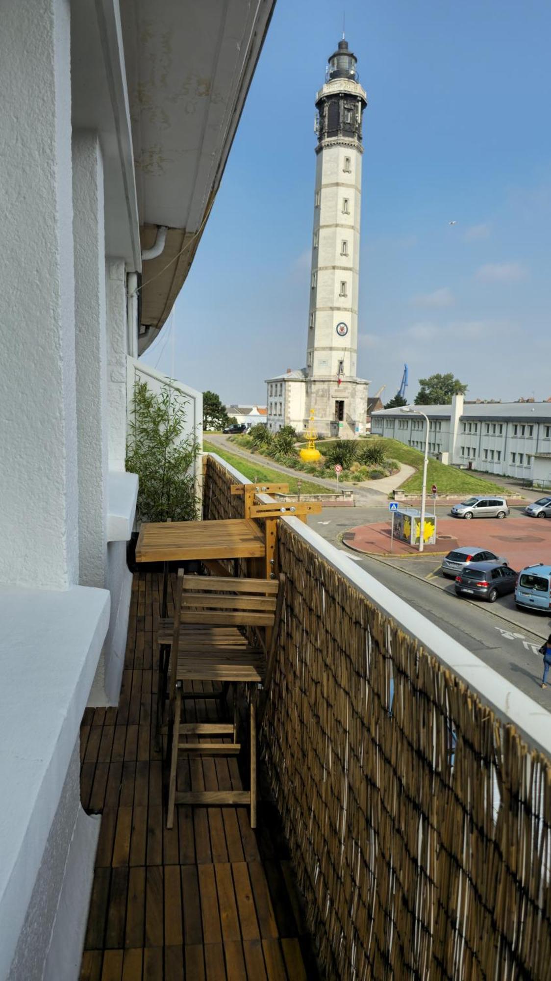 Thewatchtower Plage Dragon Ferry A Proximite Calais Exterior foto